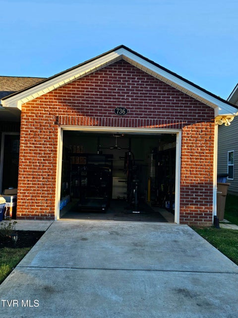 Photo #48: 736 Spring Park Road