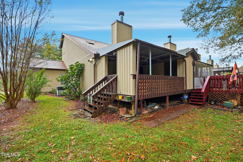 Photo #16: 780 Hamilton Road