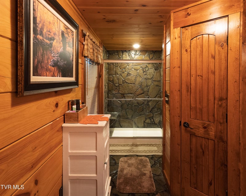 Photo #35: 397 Jennings Lane