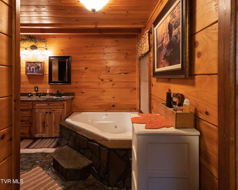 Photo #34: 397 Jennings Lane