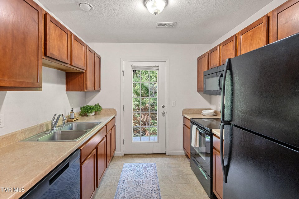 Photo #8: 396 Jonesboro Road