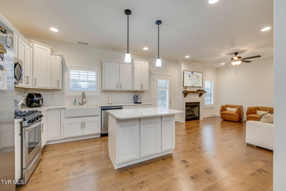 Photo #12: 35 Palmetto Court