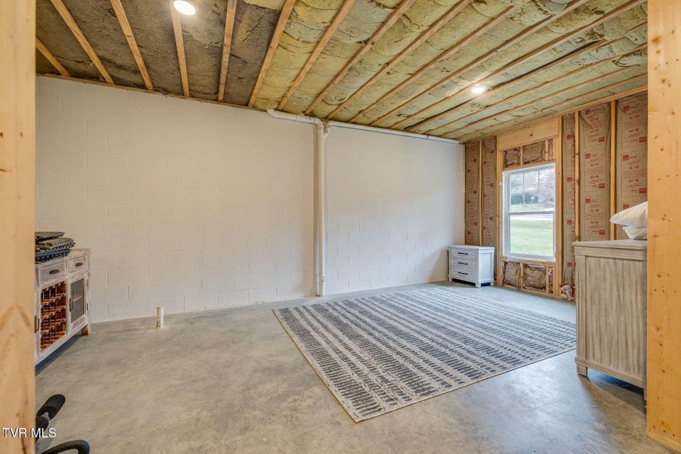 Photo #33: 35 Palmetto Court