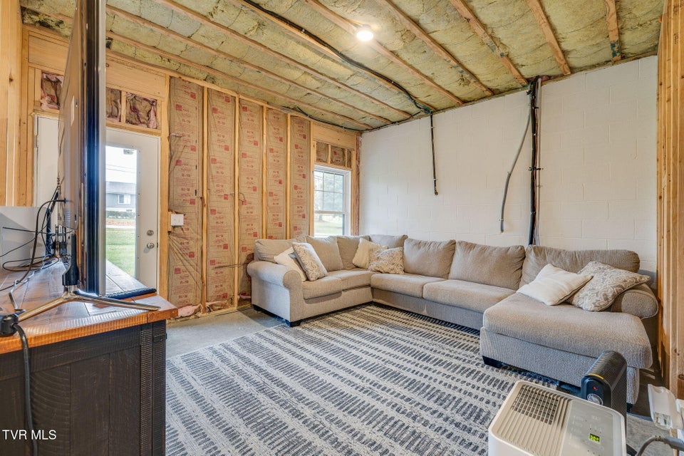 Photo #35: 35 Palmetto Court