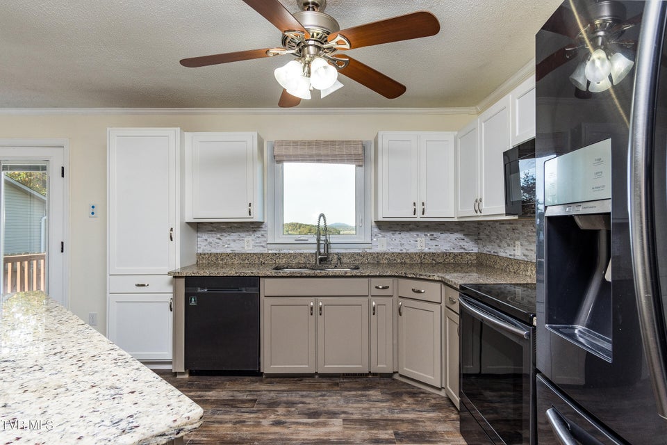 Photo #12: 145 Village Lane