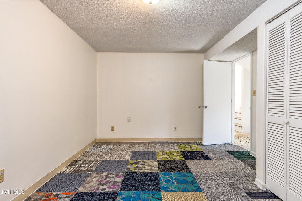 Photo #26: 145 Village Lane