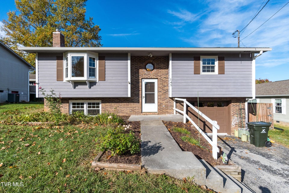 Photo #2: 145 Village Lane