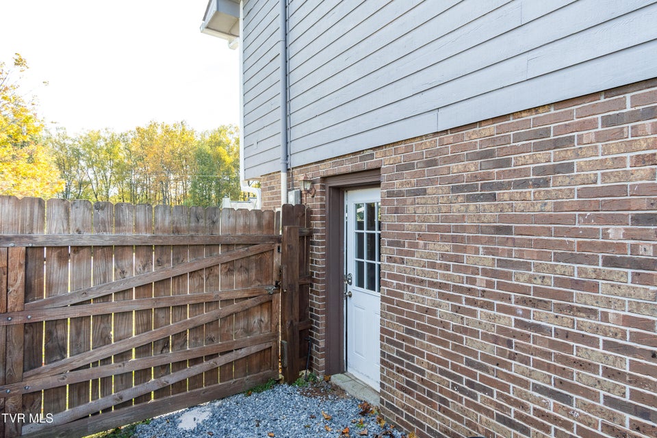 Photo #35: 145 Village Lane