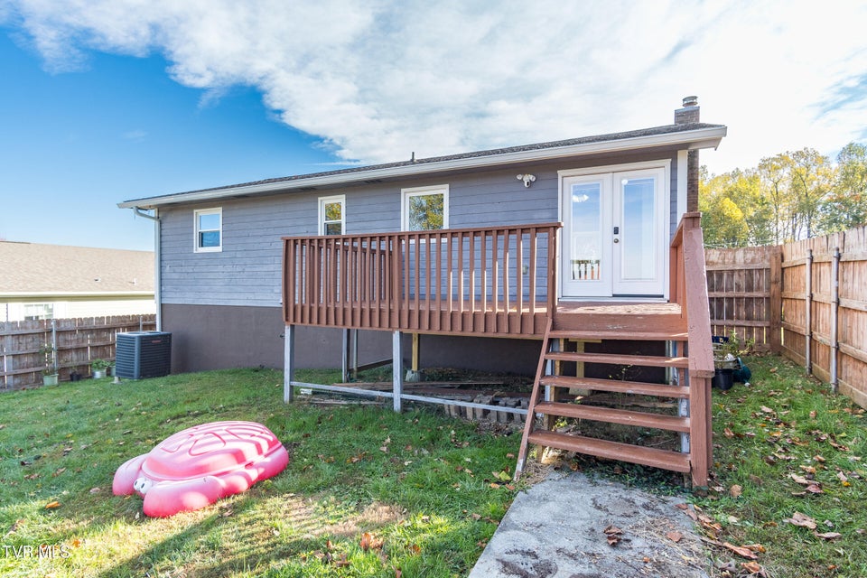 Photo #5: 145 Village Lane