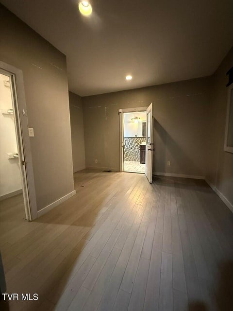 Photo #5: 539 Madison Street