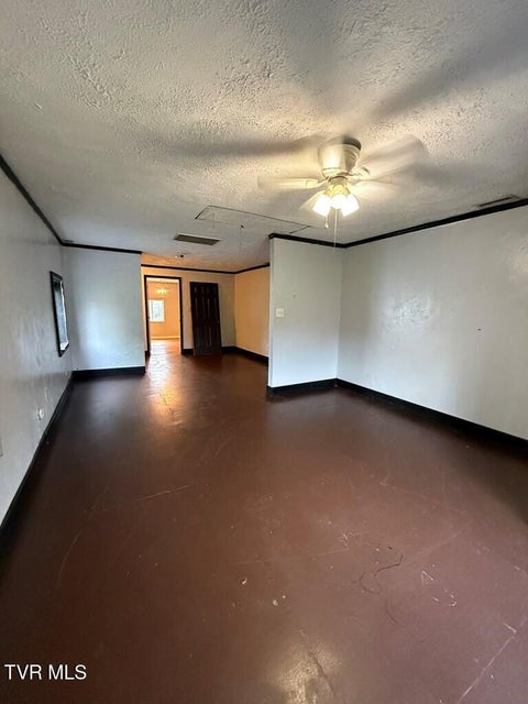 Photo #12: 539 Madison Street