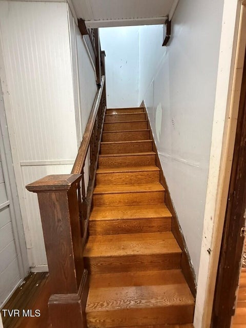 Photo #13: 539 Madison Street