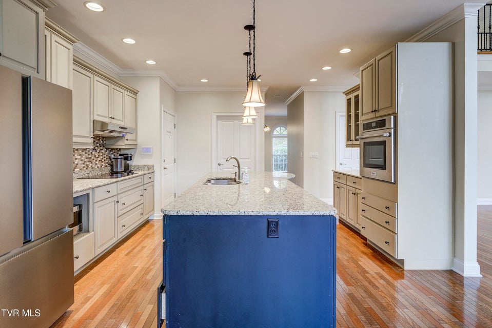 Photo #18: 9 Carriage Court