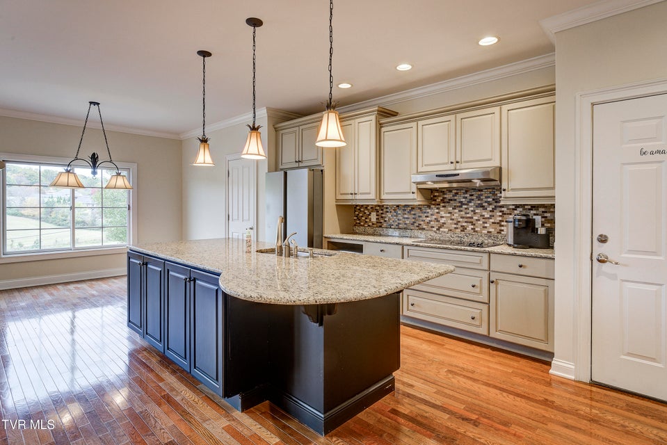 Photo #19: 9 Carriage Court