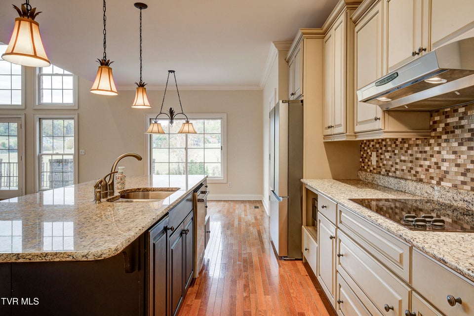 Photo #20: 9 Carriage Court