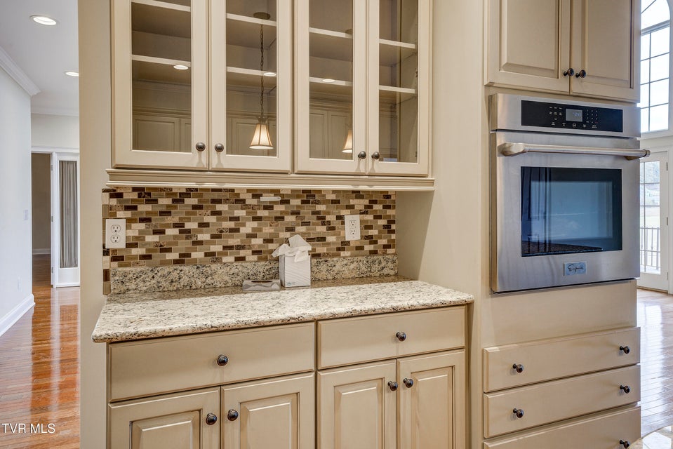 Photo #22: 9 Carriage Court