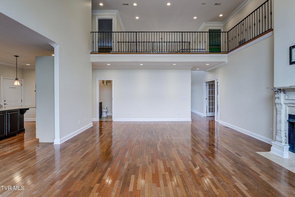 Photo #27: 9 Carriage Court