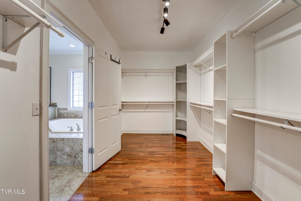 Photo #41: 9 Carriage Court