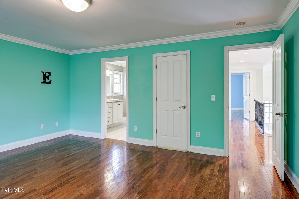 Photo #47: 9 Carriage Court