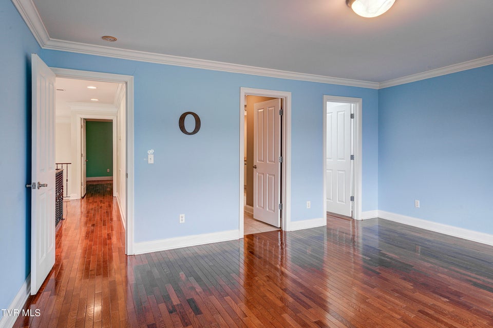 Photo #52: 9 Carriage Court