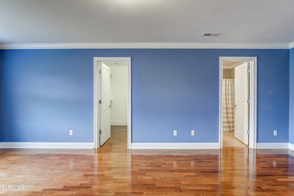 Photo #63: 9 Carriage Court