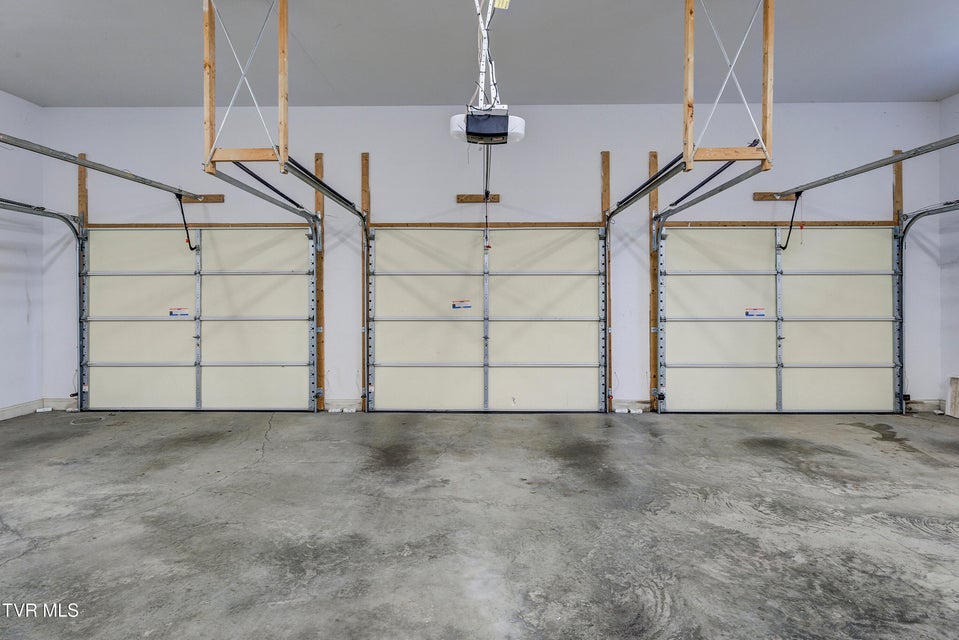 Photo #71: 9 Carriage Court