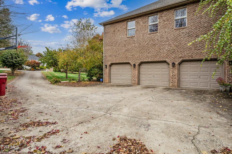 Photo #89: 9 Carriage Court