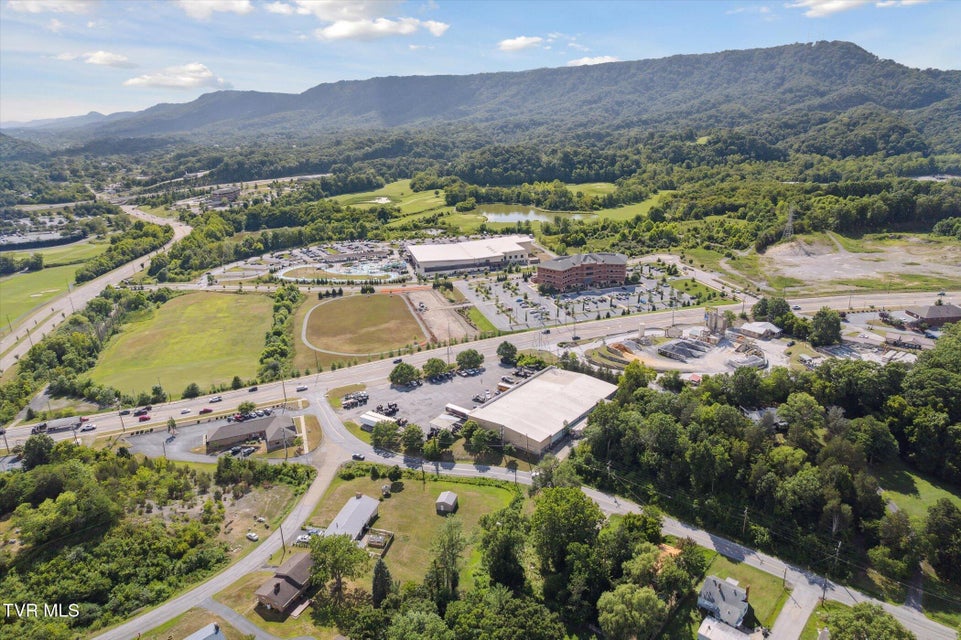 Photo #40: 1551 Wilcox Drive