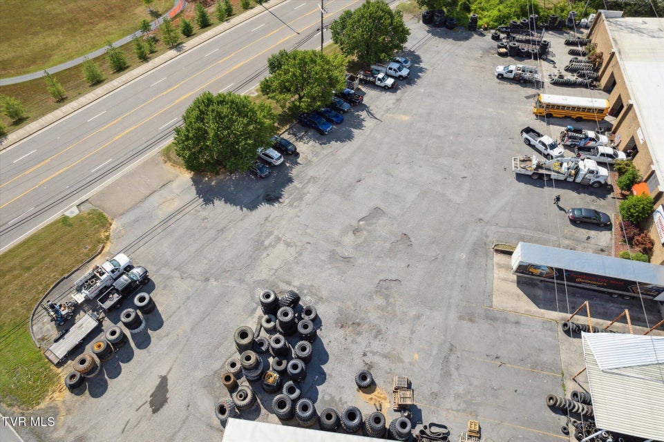 Photo #43: 1551 Wilcox Drive