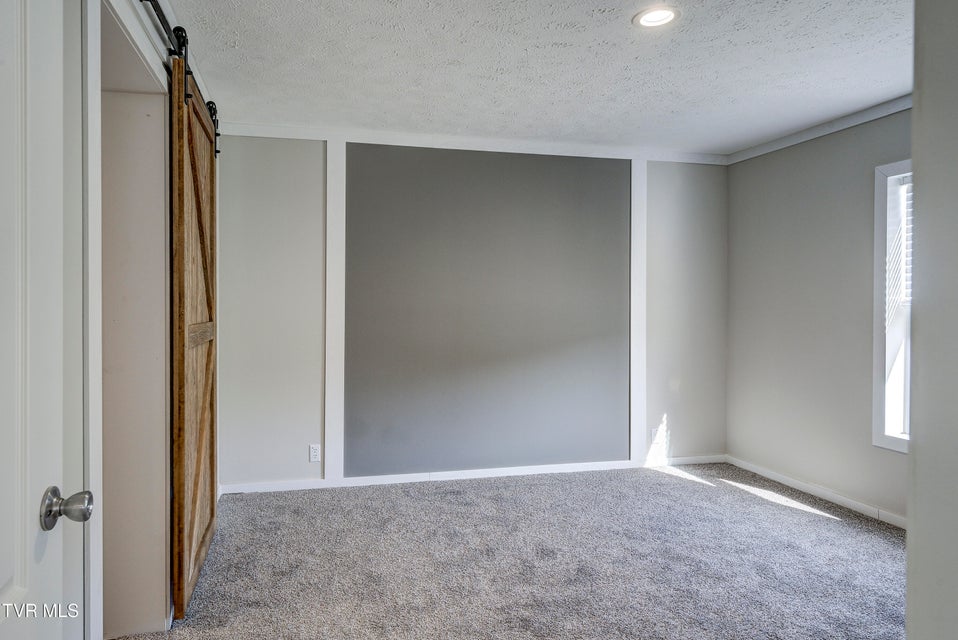 Photo #20: 560 Main Street