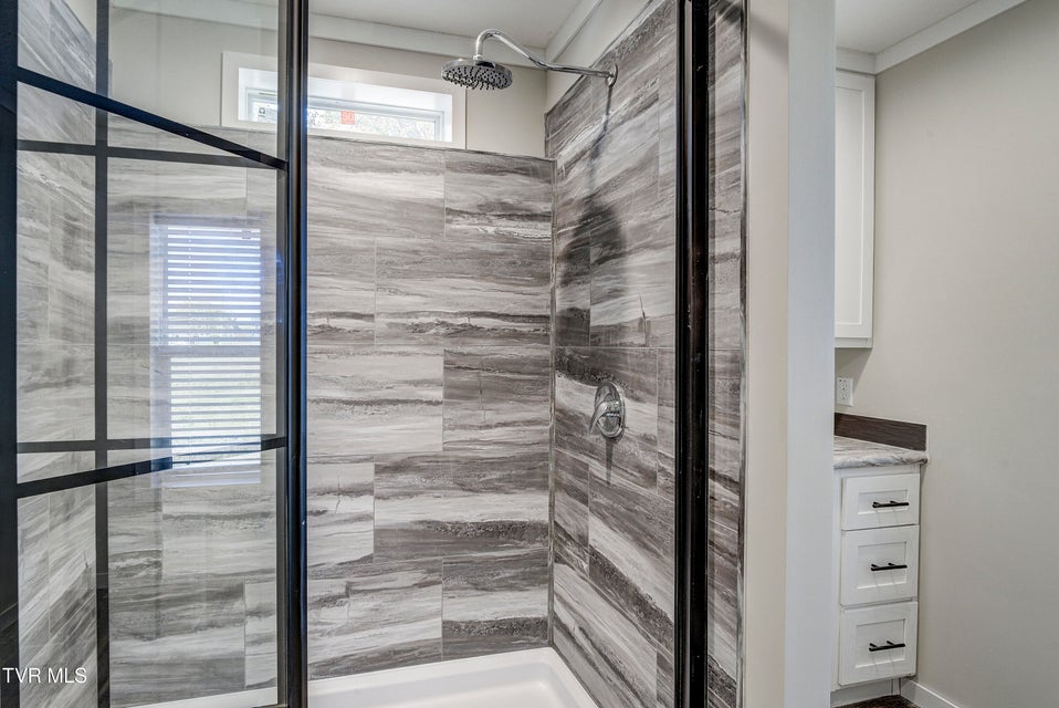 Photo #27: 560 Main Street