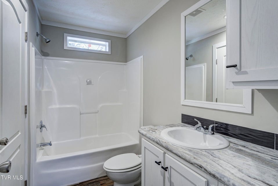 Photo #32: 560 Main Street