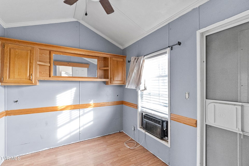 Photo #18: 202 Tweed Road