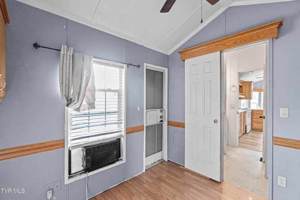 Photo #20: 202 Tweed Road