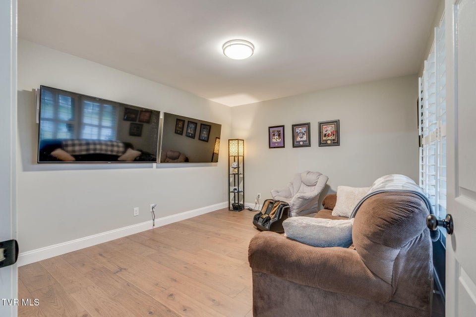 Photo #18: 511 Old Stage Road