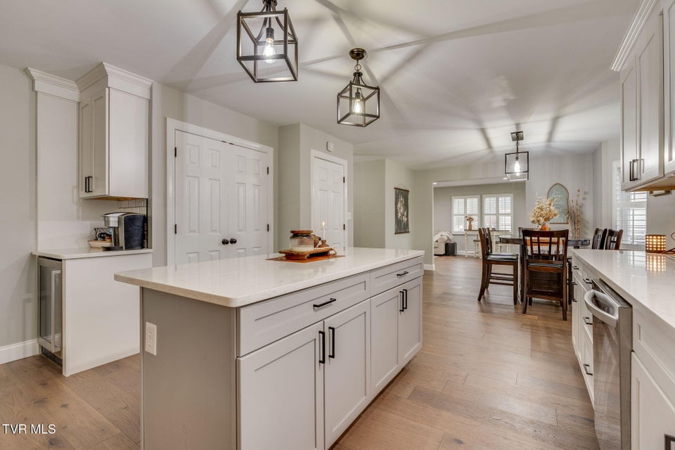 Photo #17: 511 Old Stage Road