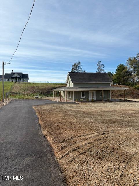 Photo #82: 2496 Siam Road