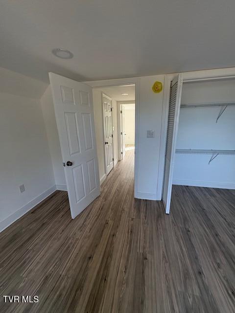 Photo #77: 2496 Siam Road