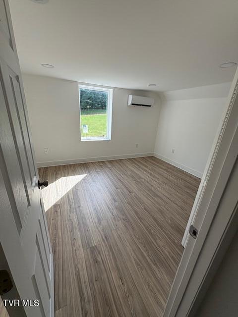 Photo #78: 2496 Siam Road