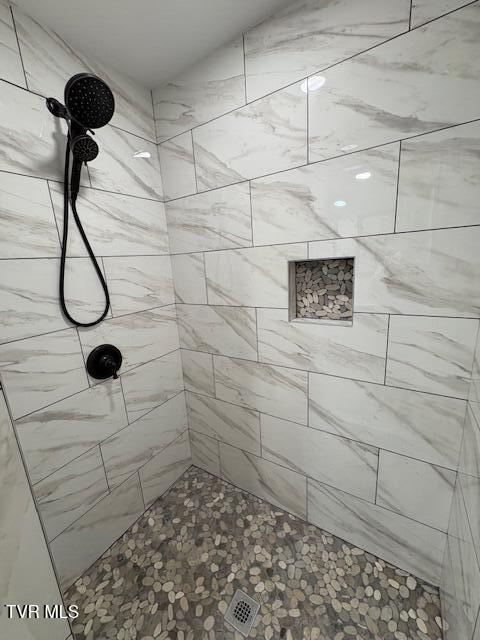 Photo #55: 2496 Siam Road