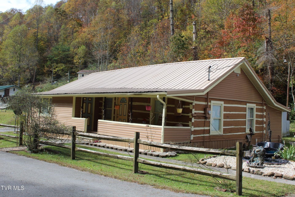 Photo #4: 2301 Monarch Road