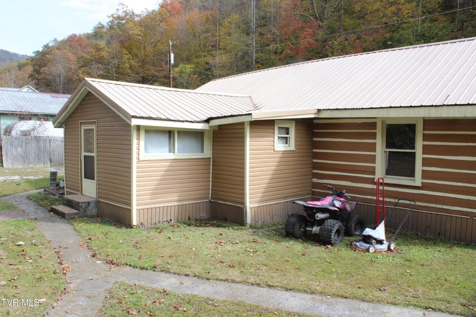 Photo #4: 2301 Monarch Road