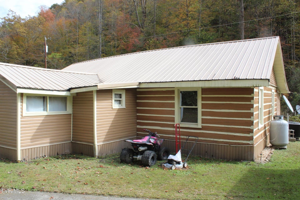 Photo #7: 2301 Monarch Road