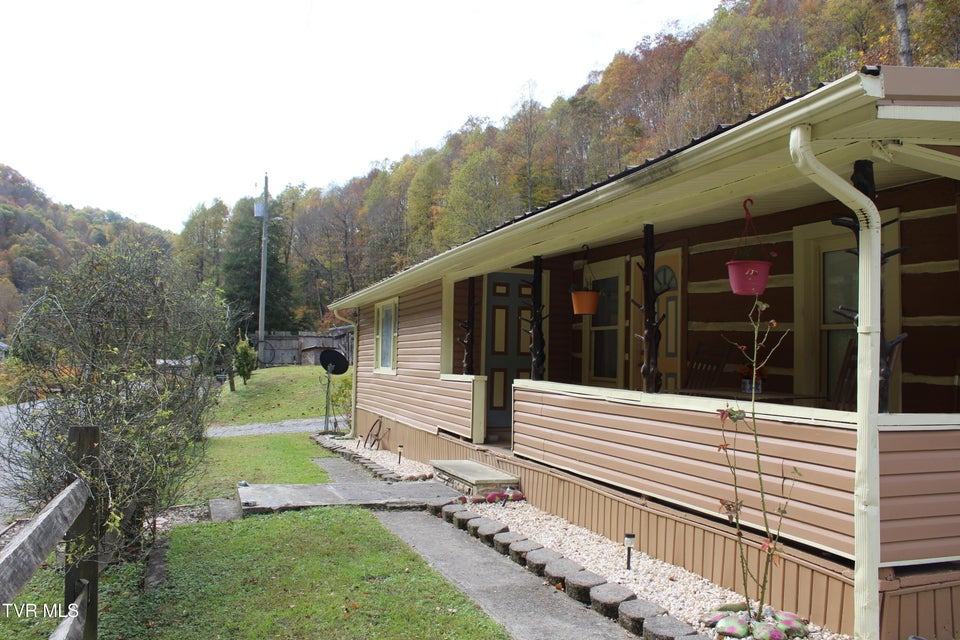 Photo #11: 2301 Monarch Road