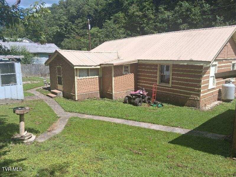 Photo #27: 2301 Monarch Road