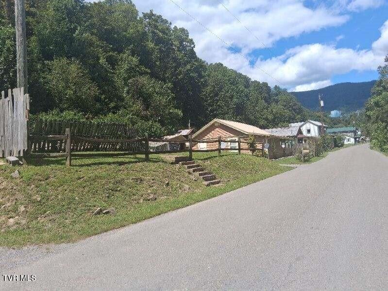 Photo #28: 2301 Monarch Road