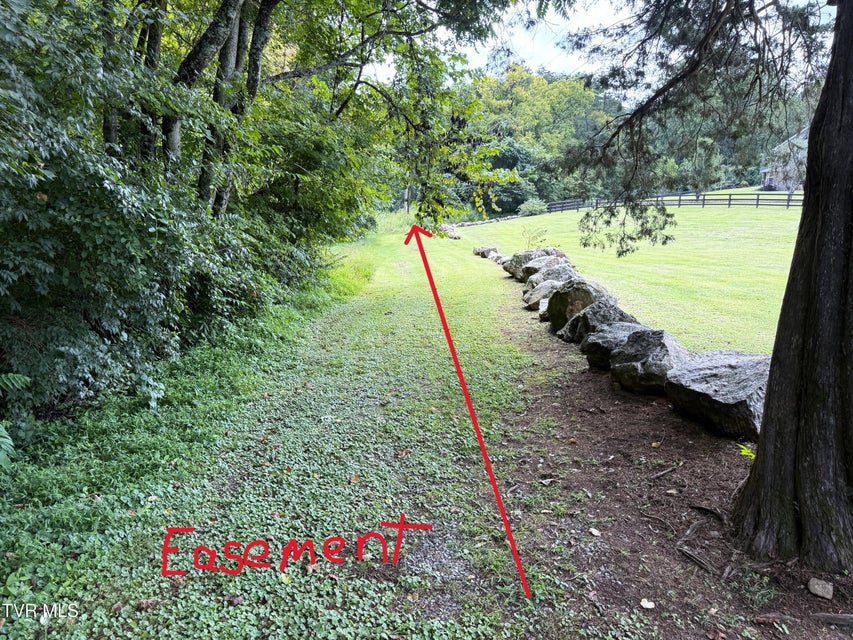 Photo #4: 6 Acres Trentham Rd Off 