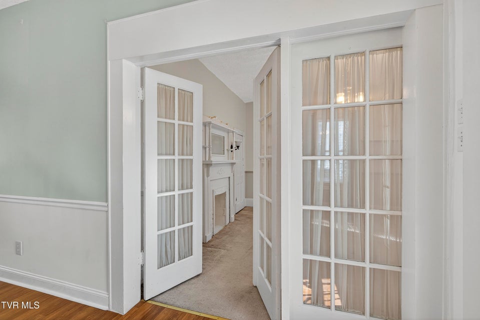 Photo #7: 504 Russell Street Street