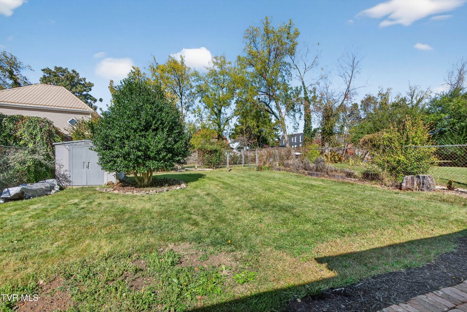 Photo #36: 504 Russell Street Street