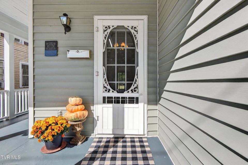 Photo #5: 504 Russell Street Street